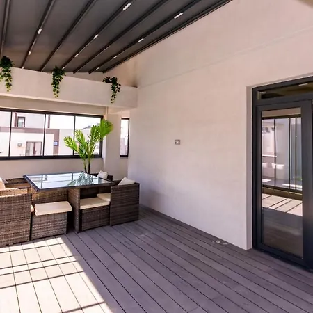 Apartment Aquarium Penthouse 5