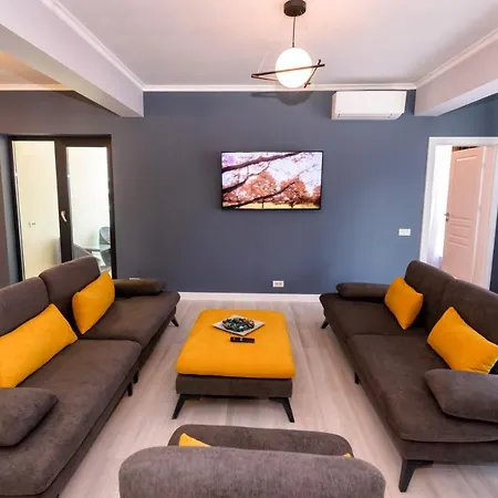 Aquarium Penthouse 5