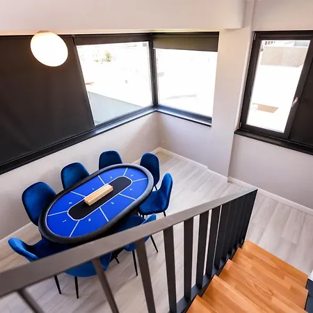 Aquarium Penthouse 5 Apartment Navodari