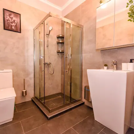 Aquarium Penthouse 5 Apartmán Năvodari